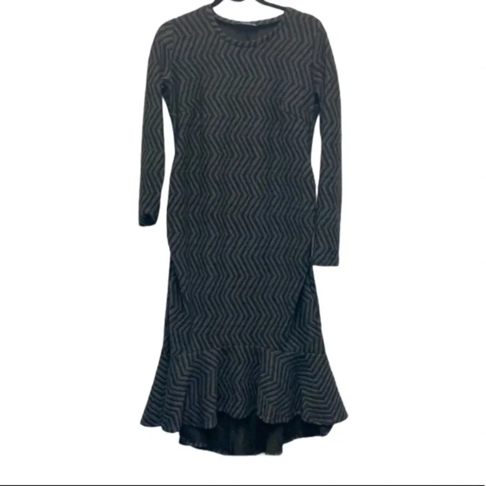 IMANIMO Maternity gray zigzag pattern dress